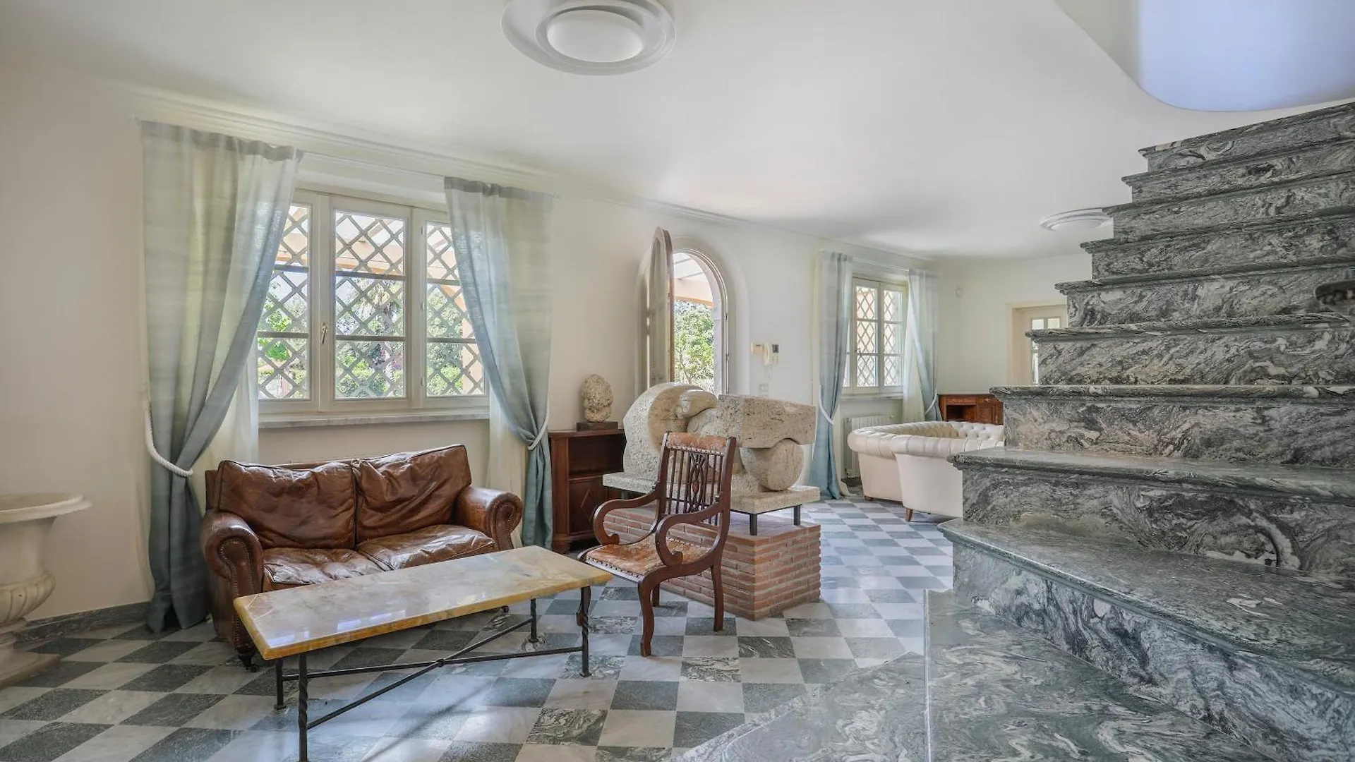Villa Luxury Marble House Pietrasanta Italien