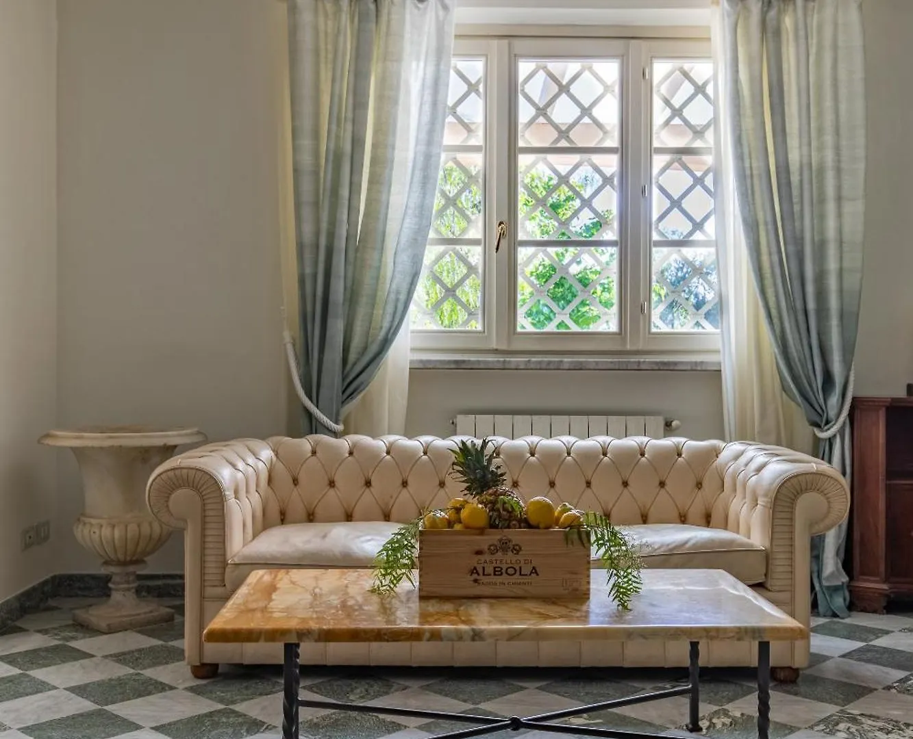 Luxury Marble House Villa Pietrasanta