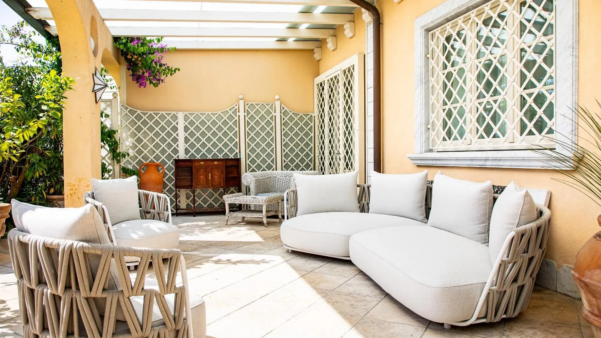 Villa Luxury Marble House Pietrasanta Italien