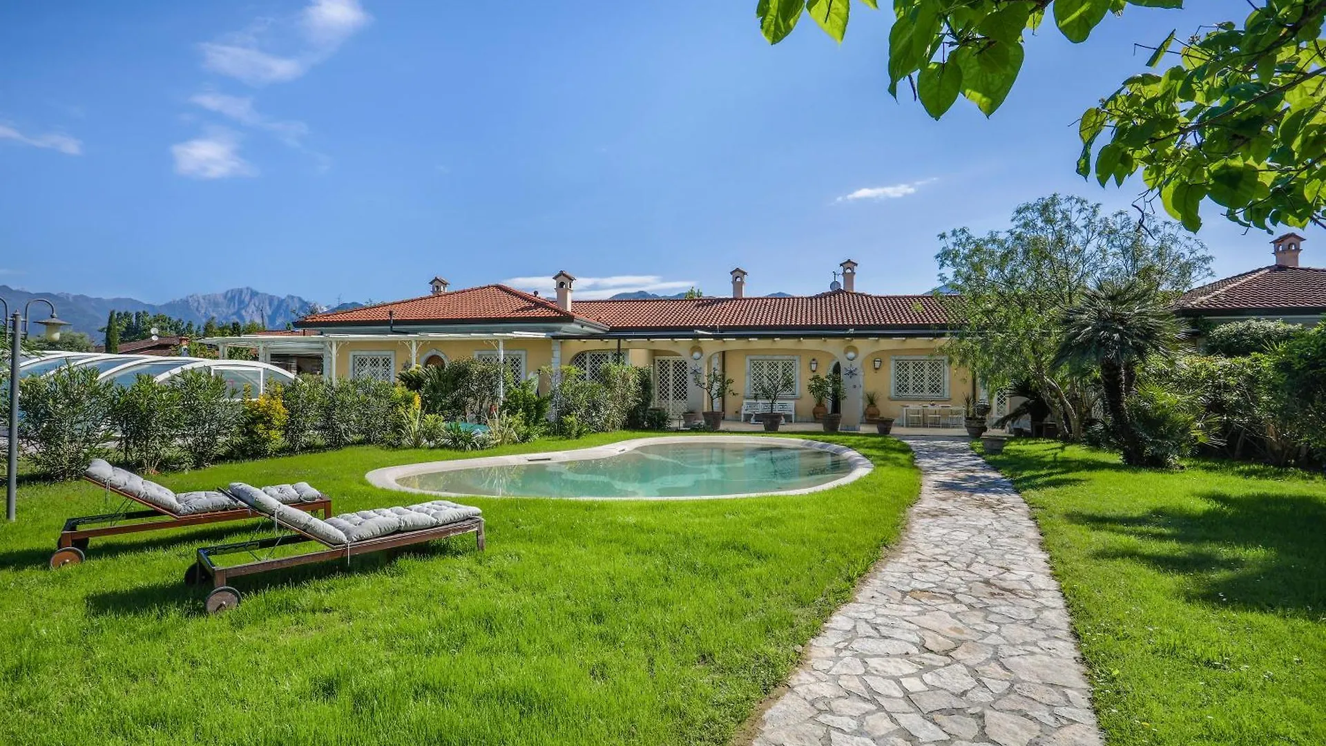 Villa Luxury Marble House Pietrasanta